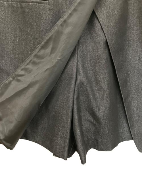 JILL BY JILLSTUART（ジル バイ ジルスチュアート）JILL BY JILLSTUART (ジル バイ ジルスチュアート) 125-4130013　トロピカルフラップショートパンツ ブラック サイズ:Mの古着・服飾アイテム