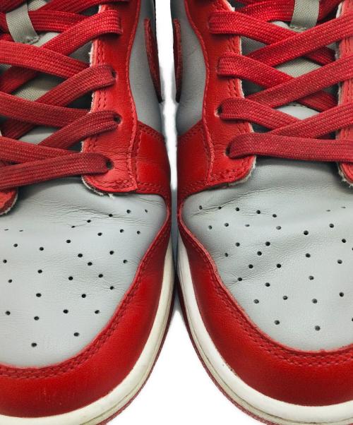 NIKE（ナイキ）NIKE (ナイキ) Dunk Low Medium Grey レッド サイズ:US9.5　UK8.5の古着・服飾アイテム
