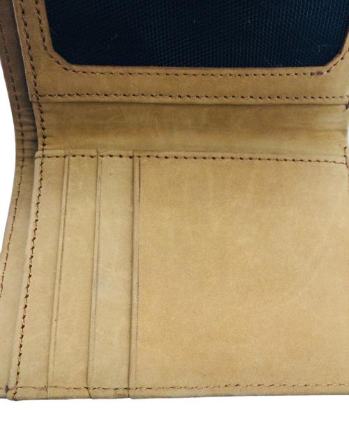 CarHartt（カーハート）CarHartt (カーハート) 3つ折り財布 ベージュの古着・服飾アイテム
