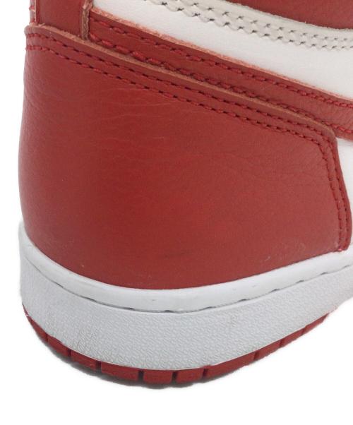 NIKE（ナイキ）NIKE (ナイキ) スニーカー ホワイト×レッド サイズ:US9.5、UK8.5、EUR43、cm27.5、BR41、CN275（2.5）の古着・服飾アイテム