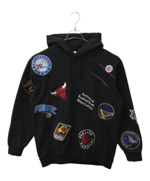 FREAK'S STORE（フリークスストア）FREAK'S STORE (フリークスストア) NBA (エヌビーエー) NB-22AW-014　ワッペン プルオーバーパーカー ブラック サイズ:Lの古着・服飾アイテム