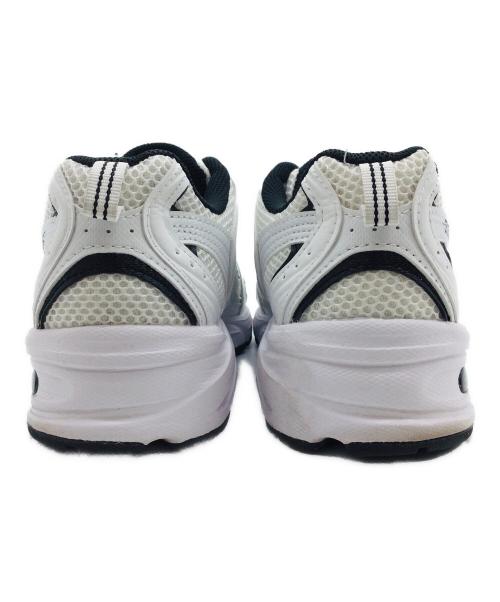 NEW BALANCE（ニューバランス）NEW BALANCE (ニューバランス) MR530 ホワイト サイズ:US5.5、UK5、EU38、JPN23.5の古着・服飾アイテム