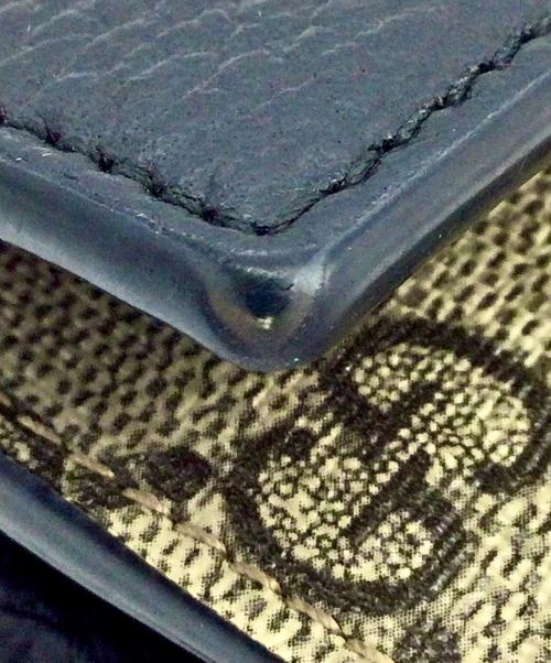 GUCCI（グッチ）GUCCI (グッチ) GUCCI(グッチ)長財布GG マーモント ダブルG バイカラー コンチネンタルウォレット ブラック×ベージュの古着・服飾アイテム