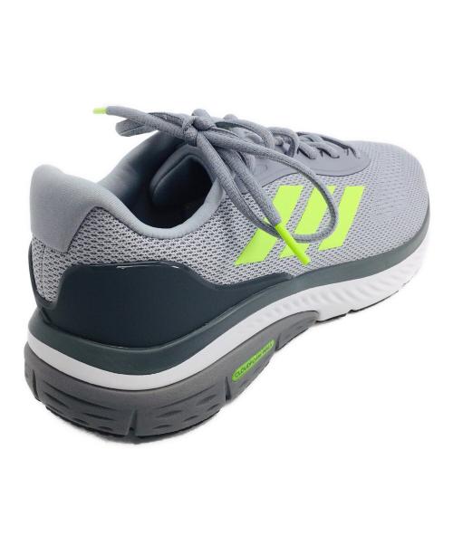 adidas（アディダス）adidas (アディダス) Cloudfoam Walk ライトグレー サイズ:US8、UK7 1/2 未使用品の古着・服飾アイテム