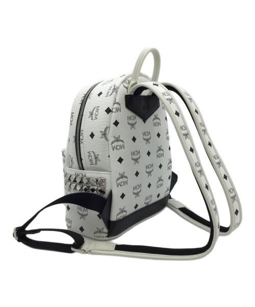 MCM（エムシーエム）MCM (エムシーエム) サイドスタッズ バックパック ホワイトの古着・服飾アイテム