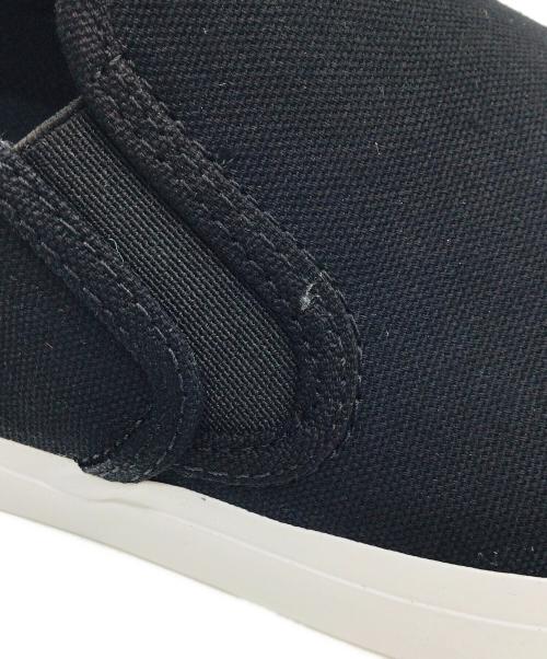 OAKLEY（オークリー）OAKLEY (オークリー) B1B Classic Slip On ブラック サイズ:US10.5、UK9.5、EU44.5、CM28.5、MM285 未使用品の古着・服飾アイテム