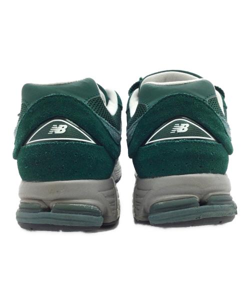 NEW BALANCE（ニューバランス）NEW BALANCE (ニューバランス) M2002RFK グリーン サイズ:US9.5、UK9、EU43、JP27.5の古着・服飾アイテム