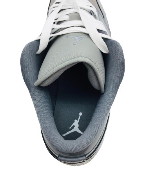 NIKE（ナイキ）NIKE (ナイキ) Air Jordan 1 Low SE グレー サイズ:US12、UK11、EUR46、cm30、BR44、CN300(2.5) 未使用品の古着・服飾アイテム