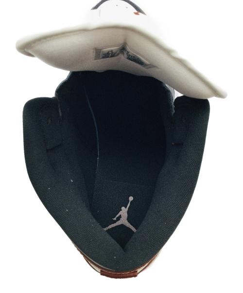 NIKE（ナイキ）NIKE (ナイキ) Air Jordan 1 Mid SE ホワイト×ブラウン サイズ:US8.5、UK7.5、EUR42、cm26.5、BR40、CN265の古着・服飾アイテム