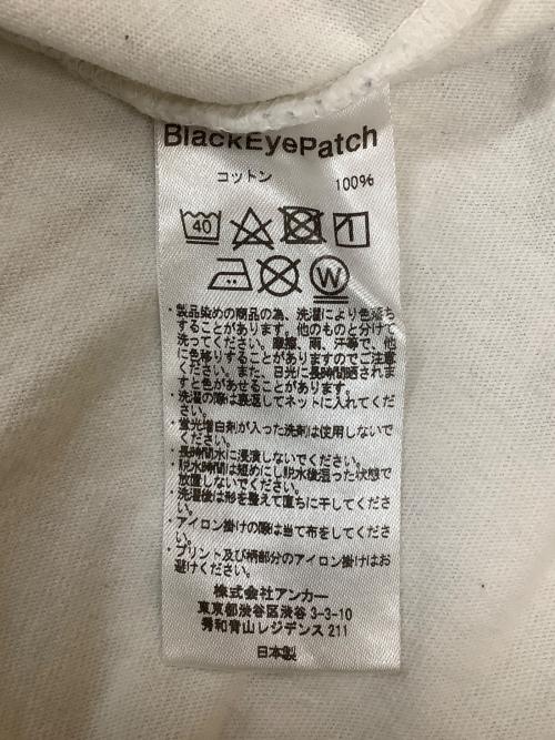 THE BLACK EYE PATCH（ブラックアイパッチ）THE BLACK EYE PATCH (ブラックアイパッチ) 半袖Tシャツ ホワイト サイズ:XLの古着・服飾アイテム