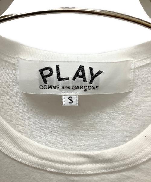 PLAY COMME des GARCONS（プレイコムデギャルソン）PLAY COMME des GARCONS (プレイコムデギャルソン) 半袖Tシャツ ホワイト サイズ:Sの古着・服飾アイテム