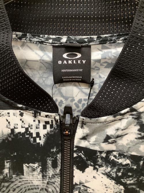 OAKLEY（オークリー）OAKLEY (オークリー) FOA500538　撥水ジャケット ホワイト×ブラック サイズ:XLの古着・服飾アイテム