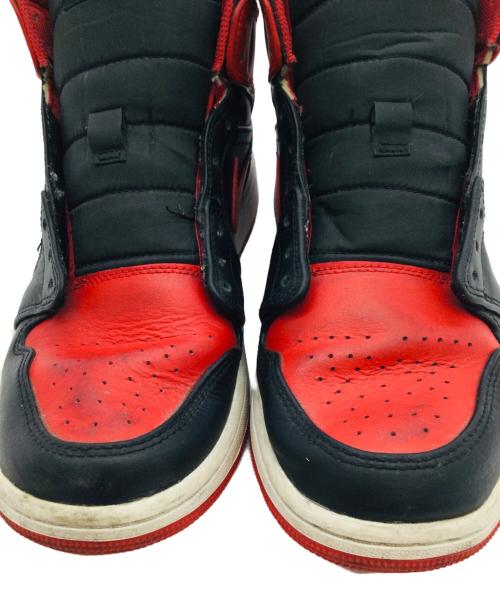 NIKE（ナイキ）NIKE (ナイキ) Air Jordan 1 Mid レッド×ブラック サイズ:US9.5、UK8.5、EUR43、cm27.5、BR41、CN275（2.5）の古着・服飾アイテム