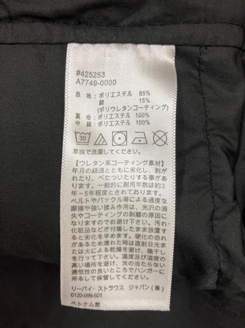 LEVI'S（リーバイス）LEVI'S (リーバイス) A7749-0000　中綿ジャケット ブラック サイズ:XLの古着・服飾アイテム