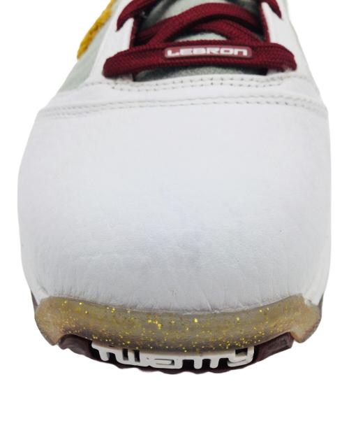 NIKE（ナイキ）NIKE (ナイキ) LEBRON 7 QS ボルドー×ホワイト サイズ:US11、UK10、EUR45、cm29、BR43、CN290（2.5）の古着・服飾アイテム