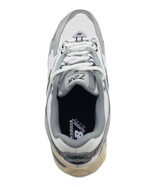 NEW BALANCE（ニューバランス）NEW BALANCE (ニューバランス) ML725CD シルバー×グレー サイズ:US7、UK6.5、EU40、JPN25の古着・服飾アイテム