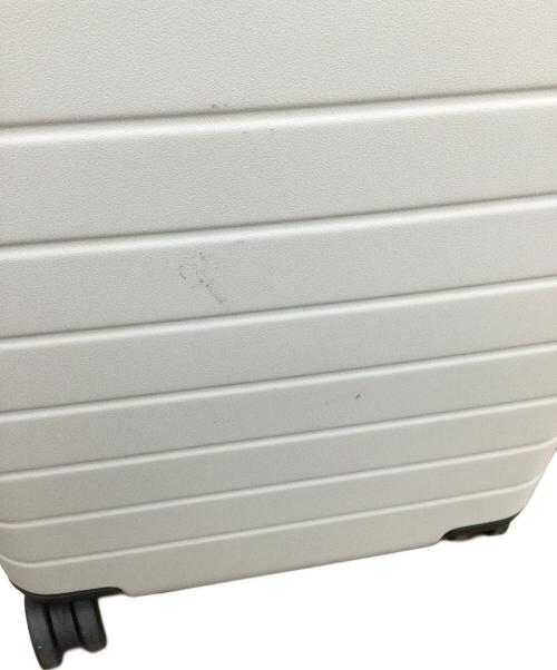 AWAY（アウェイ）AWAY (アウェイ) スーツケース ライトグレーの古着・服飾アイテム