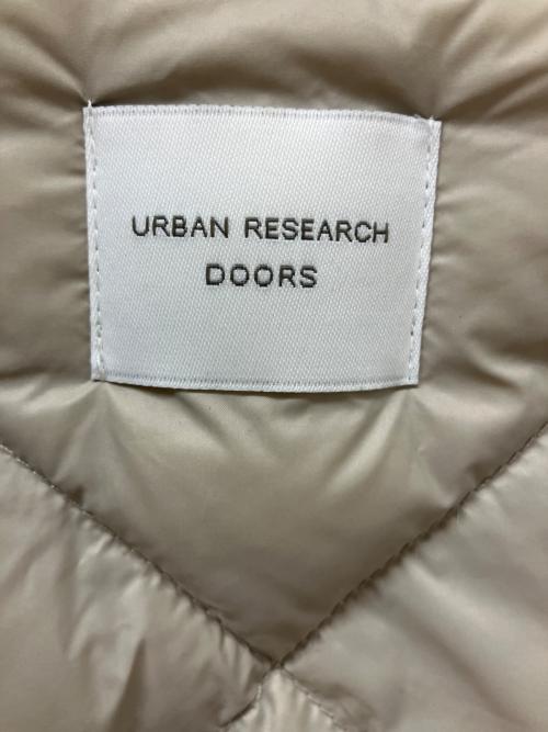 URBAN RESEARCH DOORS（アーバンリサーチドアーズ）URBAN RESEARCH DOORS (アーバンリサーチドアーズ) DR07-27M708　ダウンジャケット ベージュ サイズ:oneの古着・服飾アイテム
