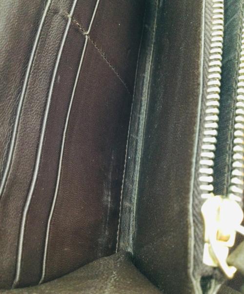 BOTTEGA VENETA（ボッテガベネタ）BOTTEGA VENETA (ボッテガベネタ) ラウンドファスナー財布 ダークブラウンの古着・服飾アイテム