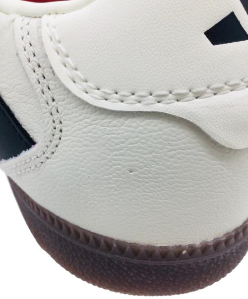 adidas（アディダス）adidas (アディダス) Predator Freestyle IN ホワイト サイズ:US7、UK6 1/2、FR40、JP250、CHN245 未使用品の古着・服飾アイテム