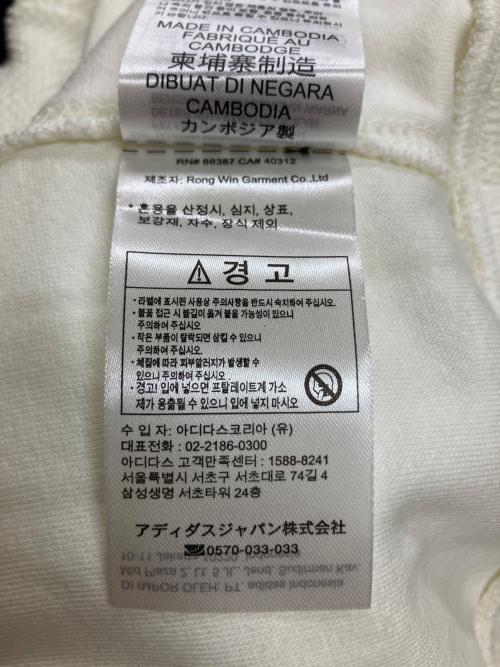 adidas（アディダス）adidas (アディダス) IY6577　プルオーバーパーカー ホワイト サイズ:2XLの古着・服飾アイテム