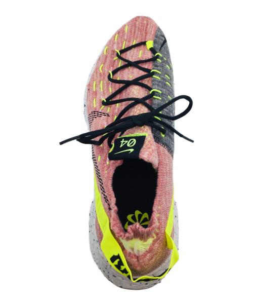 NIKE（ナイキ）NIKE (ナイキ) SPACE HIPPIE 04 ピンク サイズ:US10、UK9、EUR44、cm28、BR42、CN280(2.5)　 未使用品の古着・服飾アイテム
