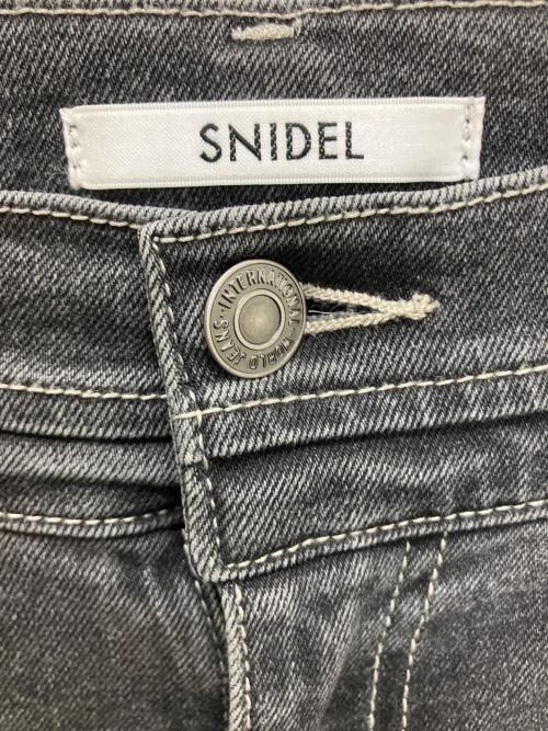 Snidel（スナイデル）Snidel (スナイデル) ストレッチフレアデニムパンツ グレーの古着・服飾アイテム