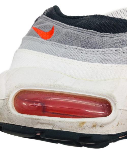 NIKE（ナイキ）NIKE (ナイキ) AIR MAX95 ホワイト×グレー サイズ:US7、UK6、EUR40、cm25、BR38、CN250(2.5)の古着・服飾アイテム