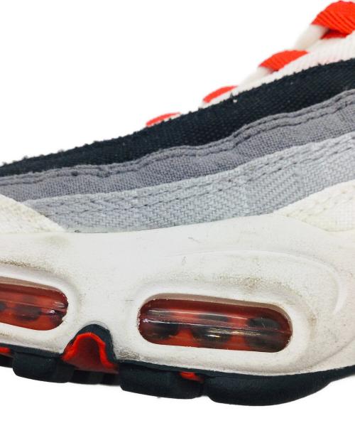 NIKE（ナイキ）NIKE (ナイキ) AIR MAX95 ホワイト×グレー サイズ:US7、UK6、EUR40、cm25、BR38、CN250(2.5)の古着・服飾アイテム