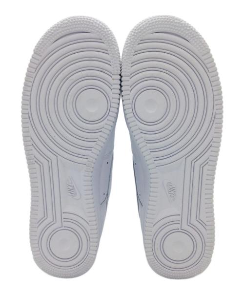NIKE（ナイキ）NIKE (ナイキ) AIR FORCE 1 '07 FlyEase ホワイト サイズ:US9.5、UK8.5、EUR43、cm27.5、BR41、CN275(2.5) 未使用品の古着・服飾アイテム
