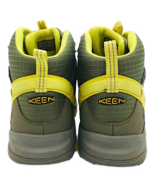 KEEN（キーン）KEEN (キーン) トレッキングシューズ カーキ×イエロー サイズ:EU38.5、US8、UK5.5、CM25の古着・服飾アイテム