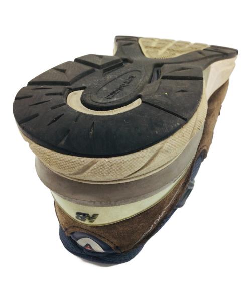NEW BALANCE（ニューバランス）NEW BALANCE (ニューバランス) W990NV5 ブラウン×ネイビー サイズ:US07、UK05、EU37.5、CM24の古着・服飾アイテム