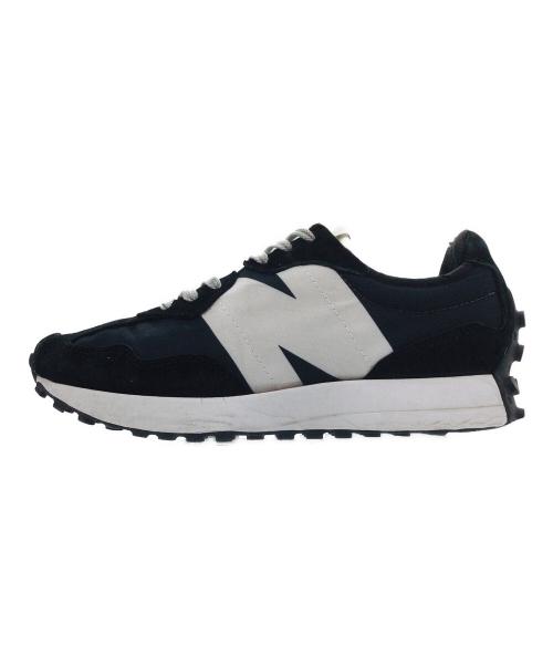 NEW BALANCE（ニューバランス）NEW BALANCE (ニューバランス) 327 ブラック×ホワイト サイズ:US7.5、UK7、EU40.5、JPN25.5の古着・服飾アイテム