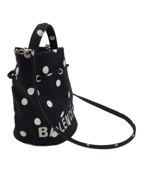 BALENCIAGA（バレンシアガ）BALENCIAGA (バレンシアガ) ドローストリング バケットバッグ ブラックの古着・服飾アイテム