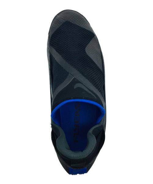 NIKE（ナイキ）NIKE (ナイキ) GO FLYEASE ブラック×ブルー サイズ:US9、UK8、EUR42.5、cm27、BR40.5、CN270(2.5)の古着・服飾アイテム