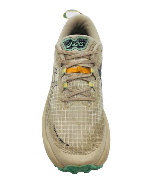 asics（アシックス）asics (アシックス) Trabuco Max 3 ベージュ サイズ:CM27.5、EURO43.5、US9 1/2、UK8 1/2、BR41、CN275(2.5)の古着・服飾アイテム