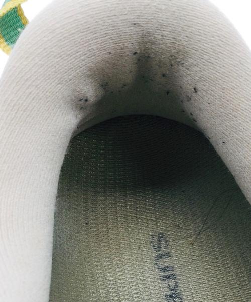 asics（アシックス）asics (アシックス) Trabuco Max 3 ベージュ サイズ:CM27.5、EURO43.5、US9 1/2、UK8 1/2、BR41、CN275(2.5)の古着・服飾アイテム