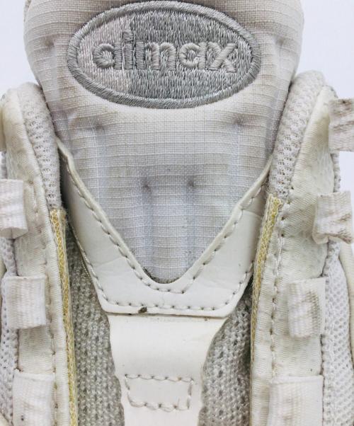 NIKE（ナイキ）NIKE (ナイキ) Air Max 95 Essential ホワイト サイズ:US8.5、UK7.5、EUR42、cm26.5、BR40、CN265(2.5)の古着・服飾アイテム