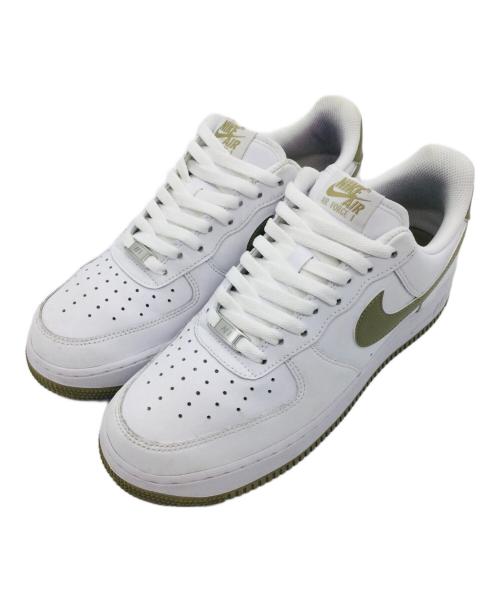 NIKE（ナイキ）NIKE (ナイキ) AIR FORCE 1 '07 ホワイト×グリーン サイズ:US9.5、UK8.5、EUR43、cm27.5、BR41、CN275（2.5）の古着・服飾アイテム