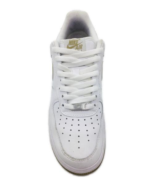 NIKE（ナイキ）NIKE (ナイキ) AIR FORCE 1 '07 ホワイト×グリーン サイズ:US9.5、UK8.5、EUR43、cm27.5、BR41、CN275（2.5）の古着・服飾アイテム