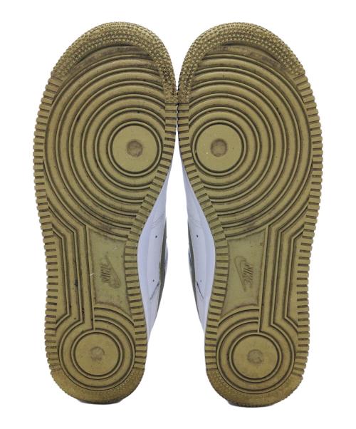 NIKE（ナイキ）NIKE (ナイキ) AIR FORCE 1 '07 ホワイト×グリーン サイズ:US9.5、UK8.5、EUR43、cm27.5、BR41、CN275（2.5）の古着・服飾アイテム