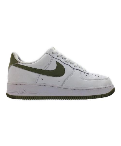NIKE（ナイキ）NIKE (ナイキ) AIR FORCE 1 '07 ホワイト×グリーン サイズ:US9.5、UK8.5、EUR43、cm27.5、BR41、CN275（2.5）の古着・服飾アイテム