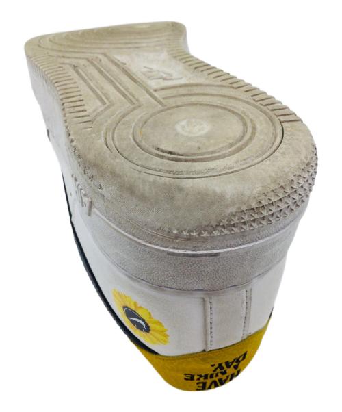 NIKE（ナイキ）NIKE (ナイキ) AIR FORCE1 ホワイト サイズ:US10、UK9、EUR44、cm28、BR42、CN280(2.5)　の古着・服飾アイテム