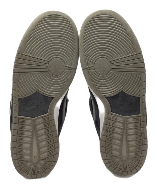 NIKE SB（ナイキエスビー）NIKE SB (ナイキエスビー) ローカットスニーカー グレー×ブラック サイズ:US9.5、UK8.5、cm27.5、BR41、CN275（2.5）の古着・服飾アイテム