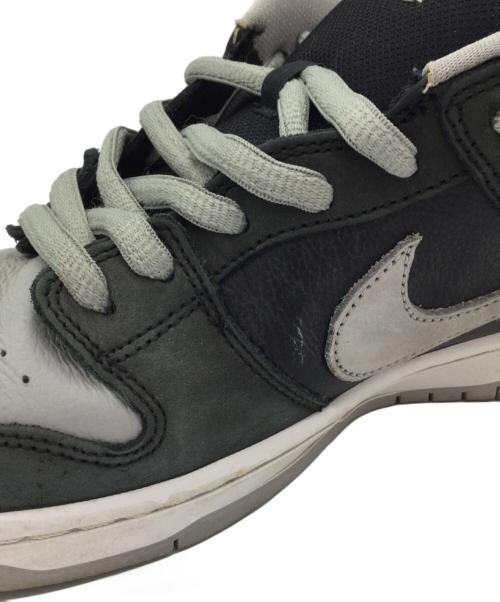 NIKE SB（ナイキエスビー）NIKE SB (ナイキエスビー) ローカットスニーカー グレー×ブラック サイズ:US9.5、UK8.5、cm27.5、BR41、CN275（2.5）の古着・服飾アイテム