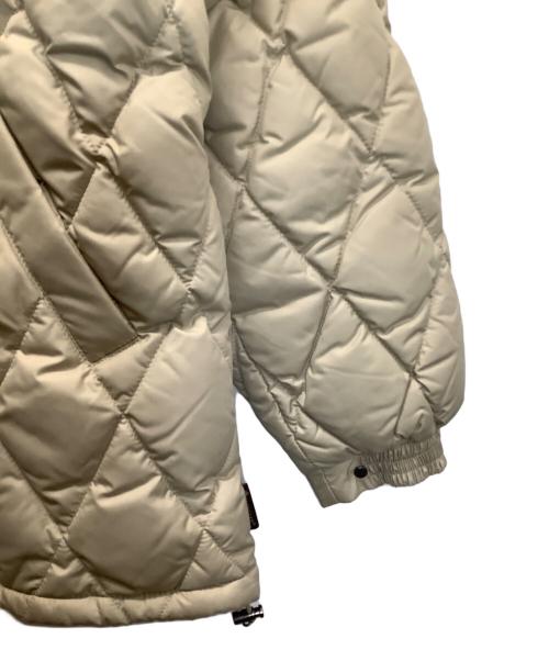 MONCLER（モンクレール）MONCLER (モンクレール) 41301/97/69950 ダウンジャケット カーキ サイズ:1の古着・服飾アイテム