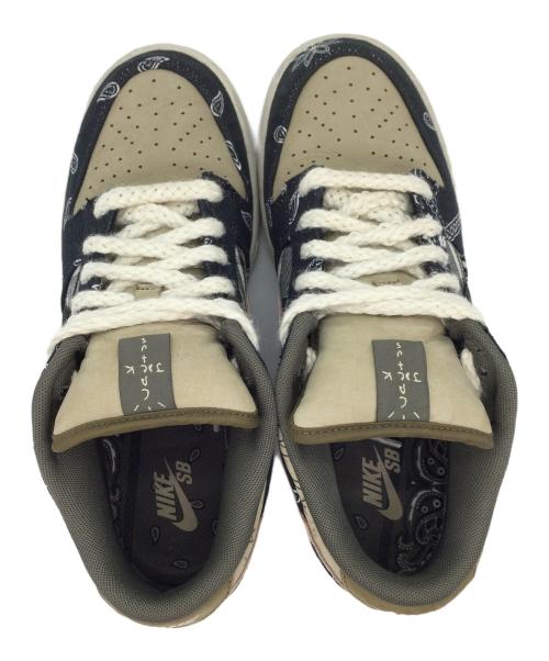 Travis Scott（トラヴィススコット）Travis Scott (トラヴィススコット) NIKE SB (ナイキエスビー) スニーカー ネイビー×ベージュ サイズ:US8、UK7、EUR41、cm26、BR39.5、CN260(2.5)の古着・服飾アイテム