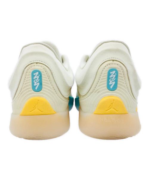 NIKE（ナイキ）NIKE (ナイキ) Jordan Zion 4 PF アイボリー×グリーン サイズ:US8.5、UK7.5、EUR42,cm26.5、BR40、CN265の古着・服飾アイテム