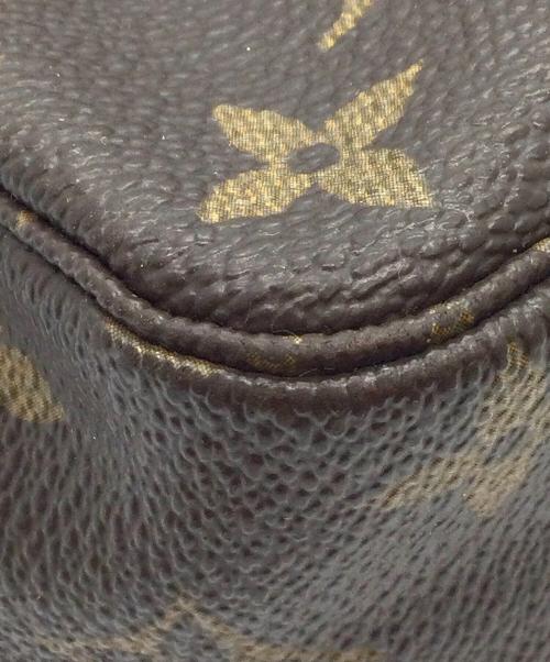 LOUIS VUITTON（ルイ ヴィトン）LOUIS VUITTON (ルイ ヴィトン) トゥルース・トワレット23 ブラウンの古着・服飾アイテム