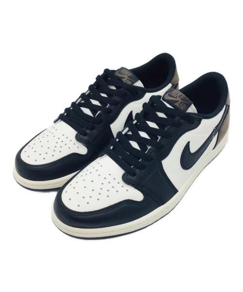 NIKE（ナイキ）NIKE (ナイキ) Air Jordan 1 Retro Low OG ホワイト×ブラック×グレー サイズ:US8、UK7、EUR41、cm26、BR39.5、CN260(2.5) 未使用品の古着・服飾アイテム